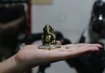 GANESHA GOLD METAL WITH DIAMONDS