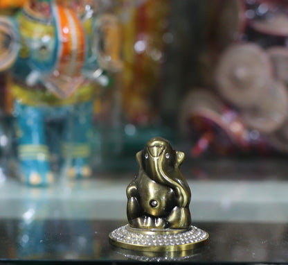 GANESHA GOLD METAL WITH DIAMONDS